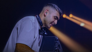 Explore the Meaning of Sammy Virji - 9 To 5 Lyrics